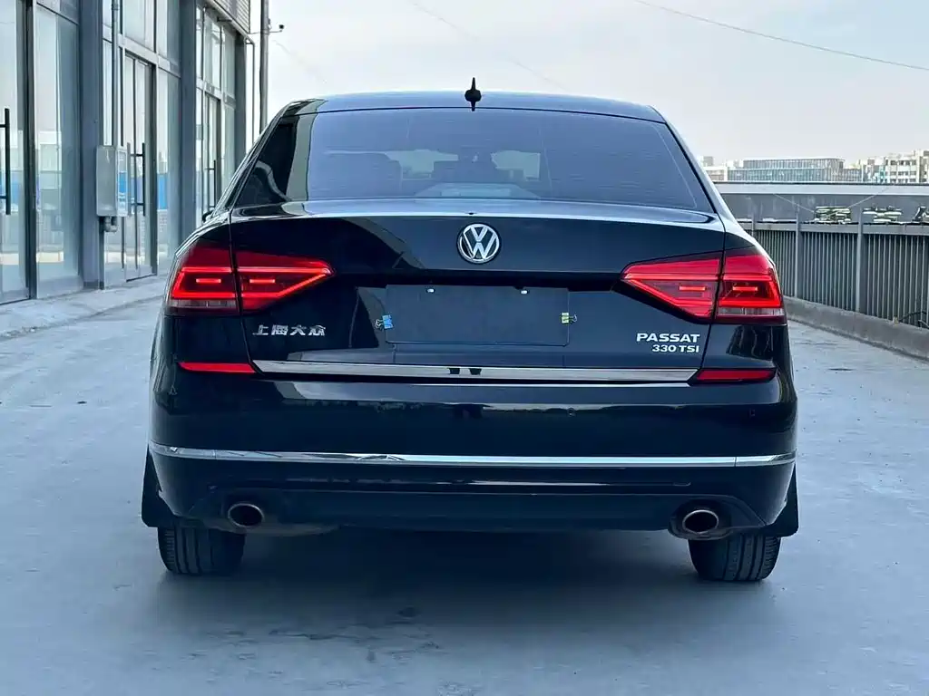 Volkswagen Passat 2016 330TSI DSG