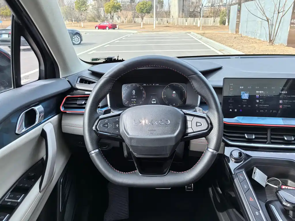 LYNK 06