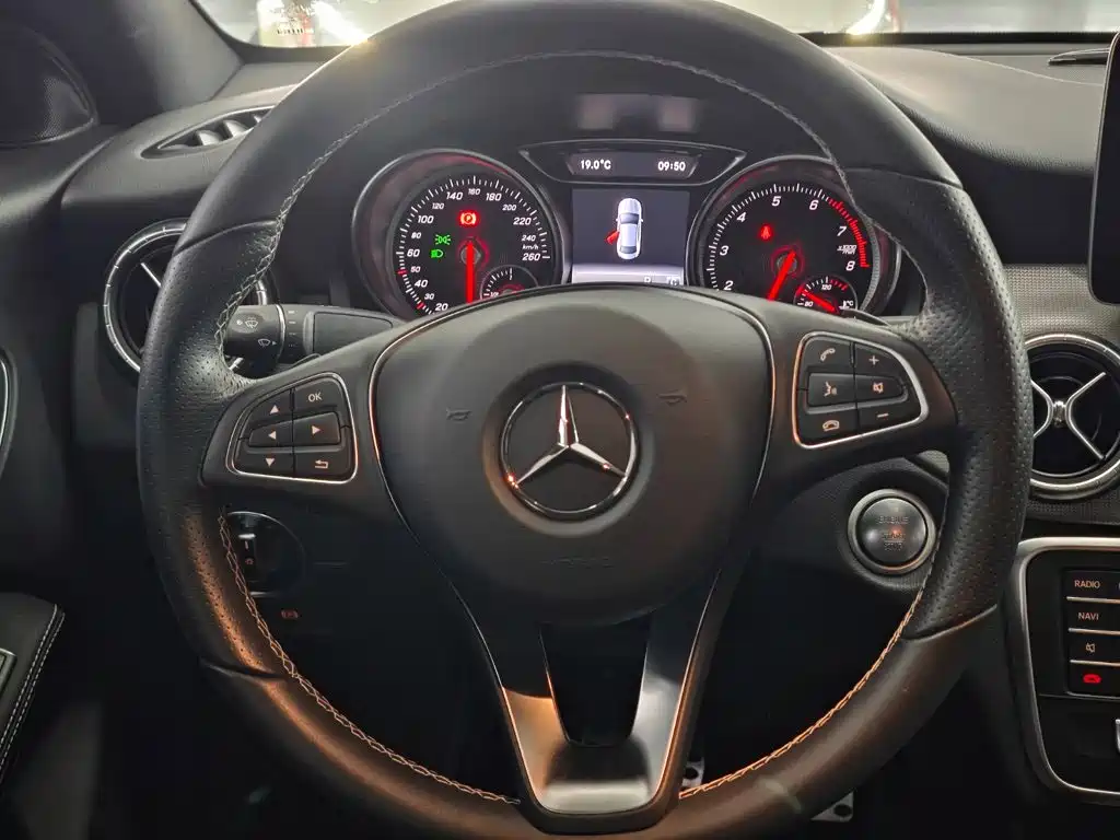 Mercedes-Benz CLA (Import) — миниатюра 7