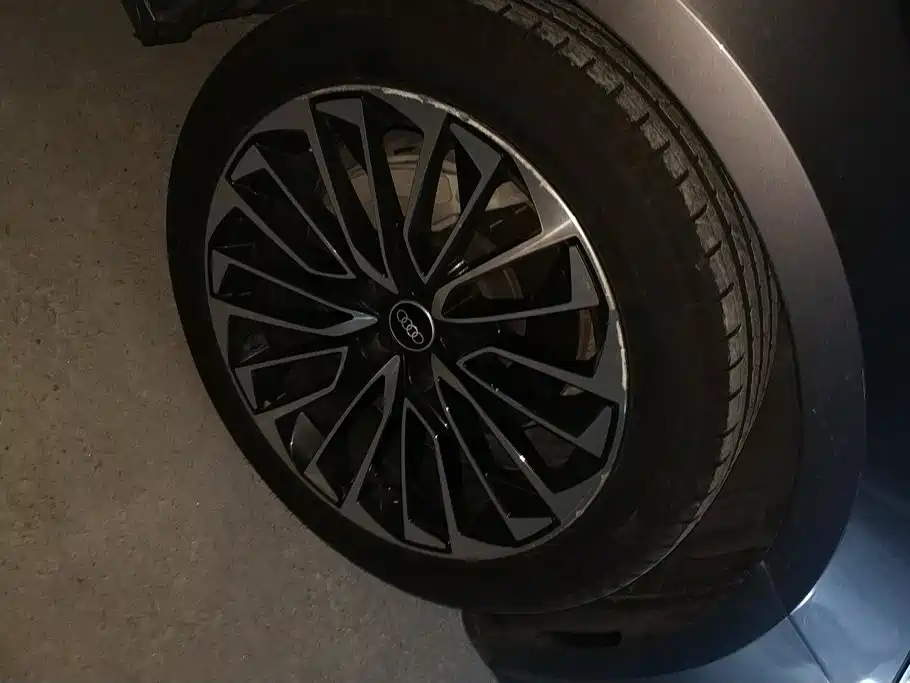Audi A7L 2022 45 TFSI S-line
