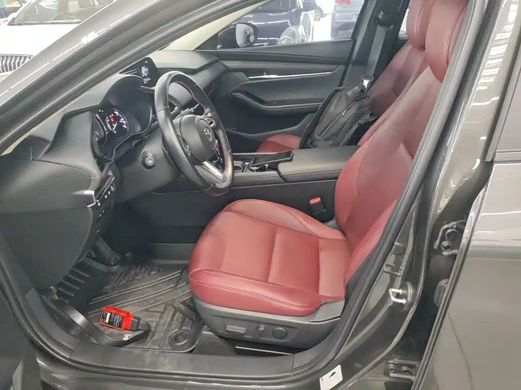 Mazda 3 Axela — миниатюра 15