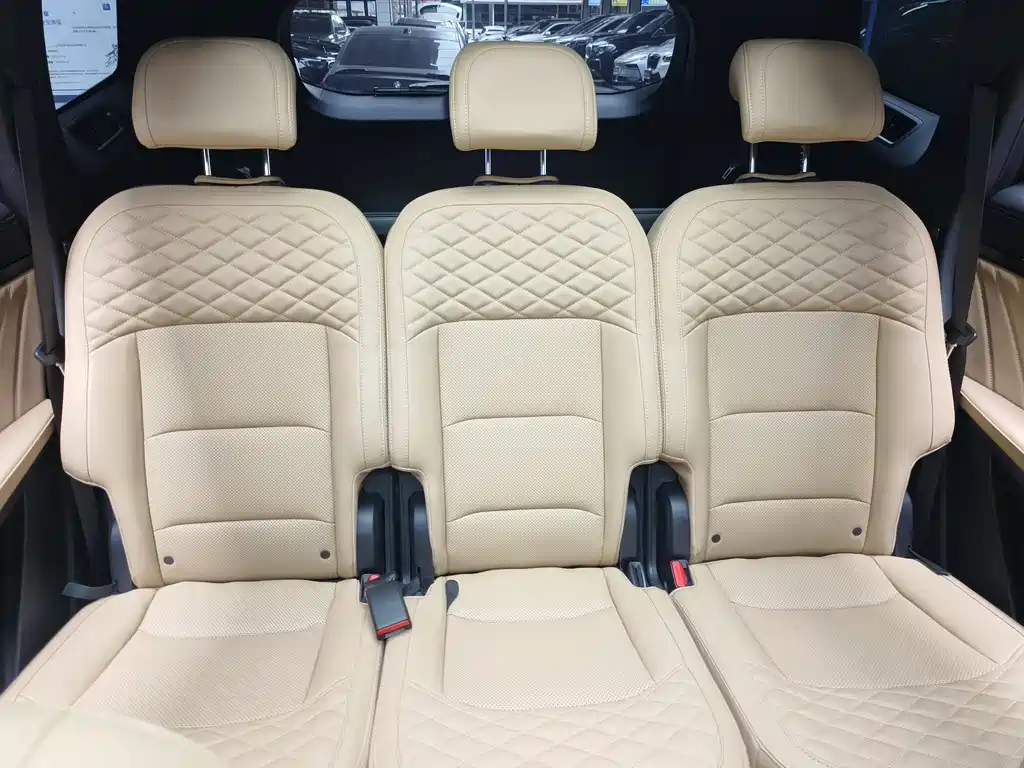 GEELY AUTOMOBILE HAOYUE L