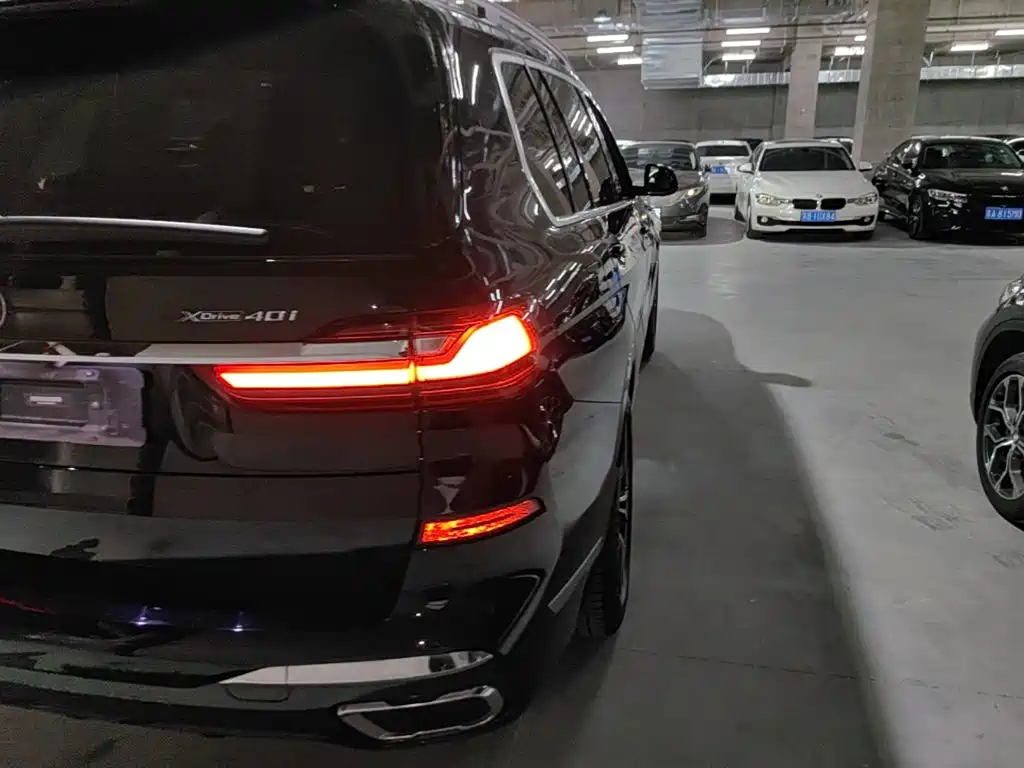 BMW X7 2022 xDrive40i Premium M Sport