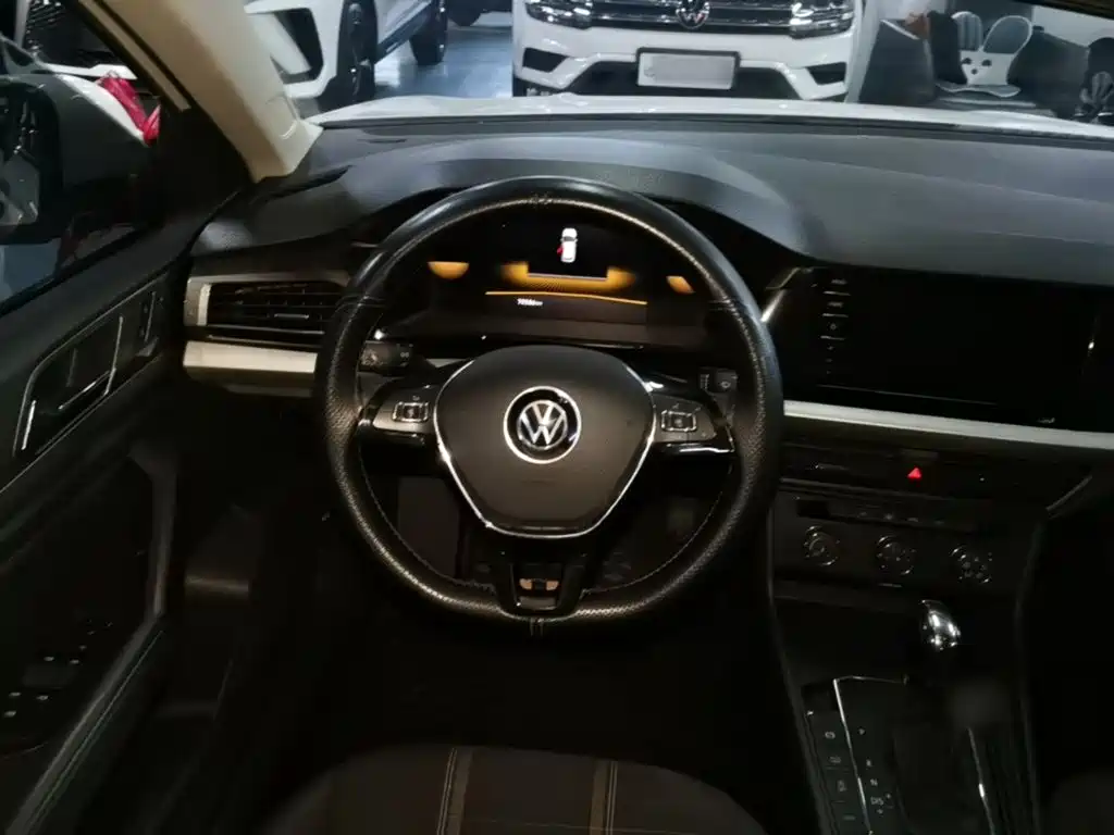 Volkswagen Lavida — миниатюра 11