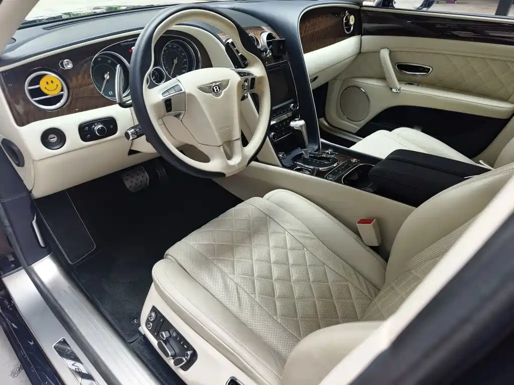 Bentley Flying Spur 4.0T V8 S Standard Edition, фото 6