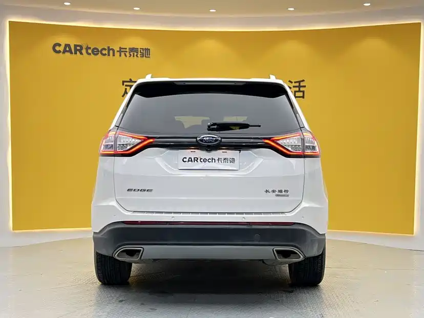 Ford Edge — миниатюра 5