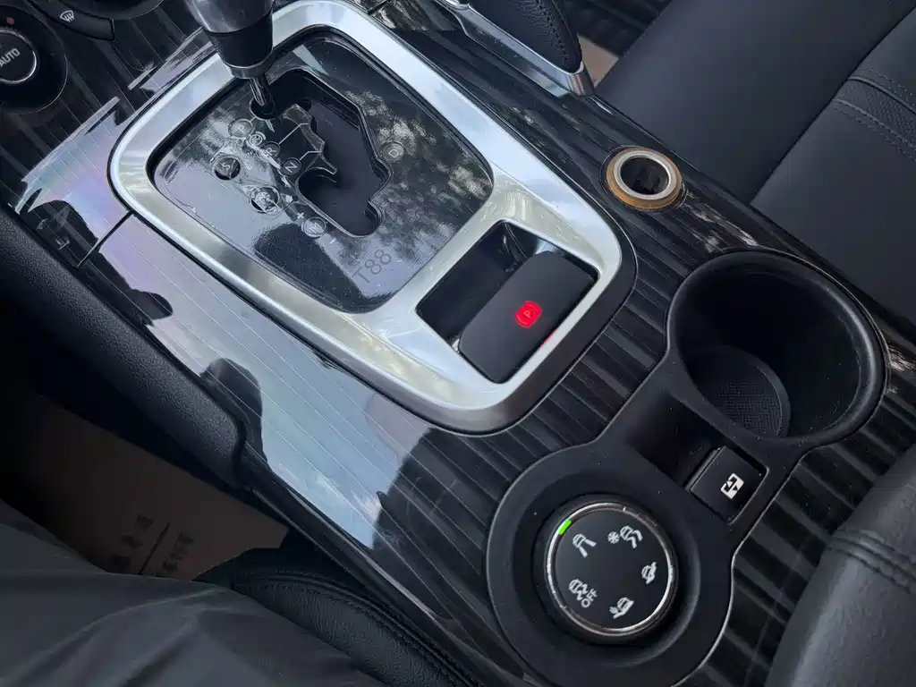 Peugeot 3008 — миниатюра 7