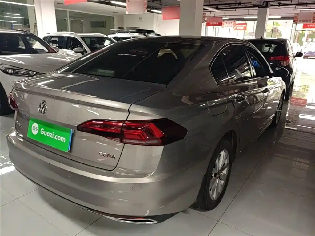 Volkswagen Bora 2020 1.5L AT Elite