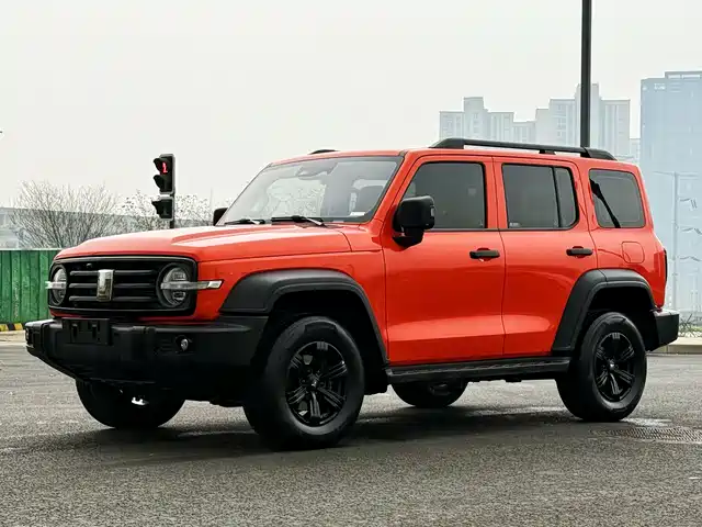 2023 TANK 300
