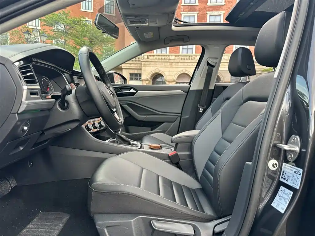 Volkswagen Sagitar 2019 280TSI DSG Comfort VI