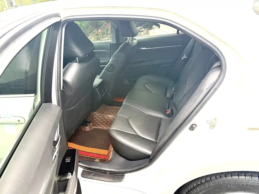 Toyota Camry — фотографии объявления, Фото 10