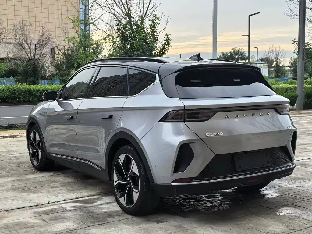 ARCFOX Alpha T — миниатюра 7