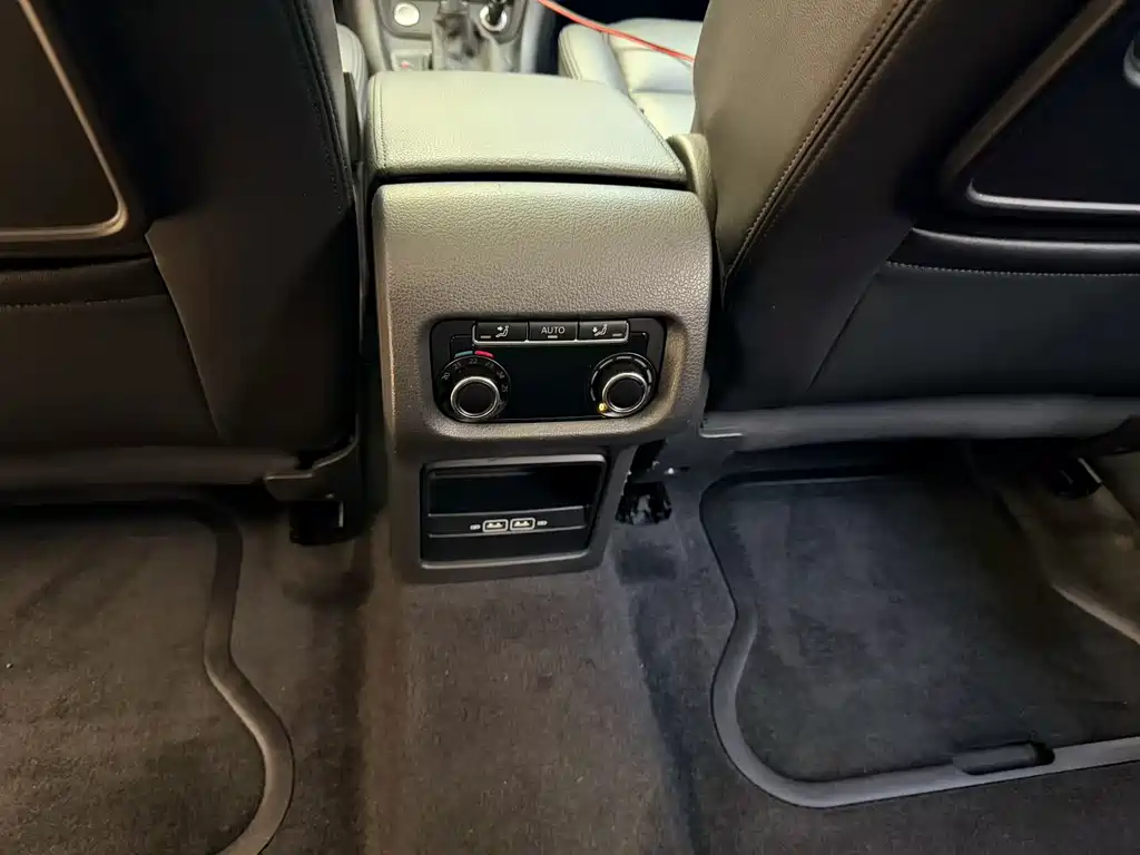 Volkswagen Sharan — миниатюра 9