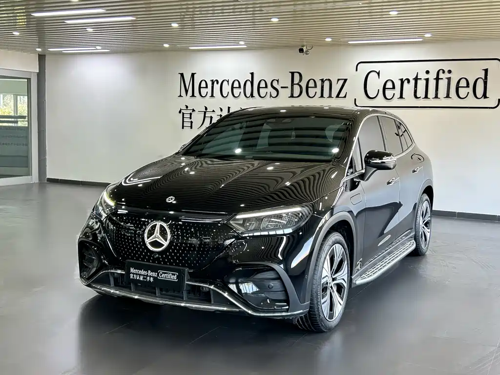 MERCEDES-BENZ EQE SUV