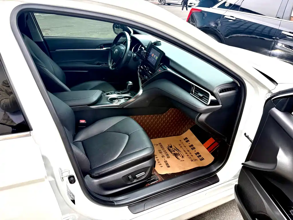 Toyota Camry 2022 2.0GVP Lead