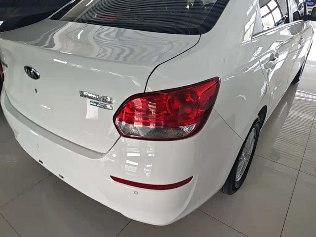 Kia Huanchi — миниатюра 8