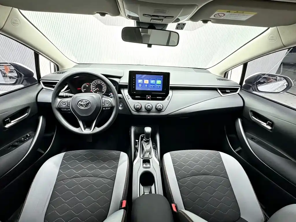 Toyota Corolla — миниатюра 13