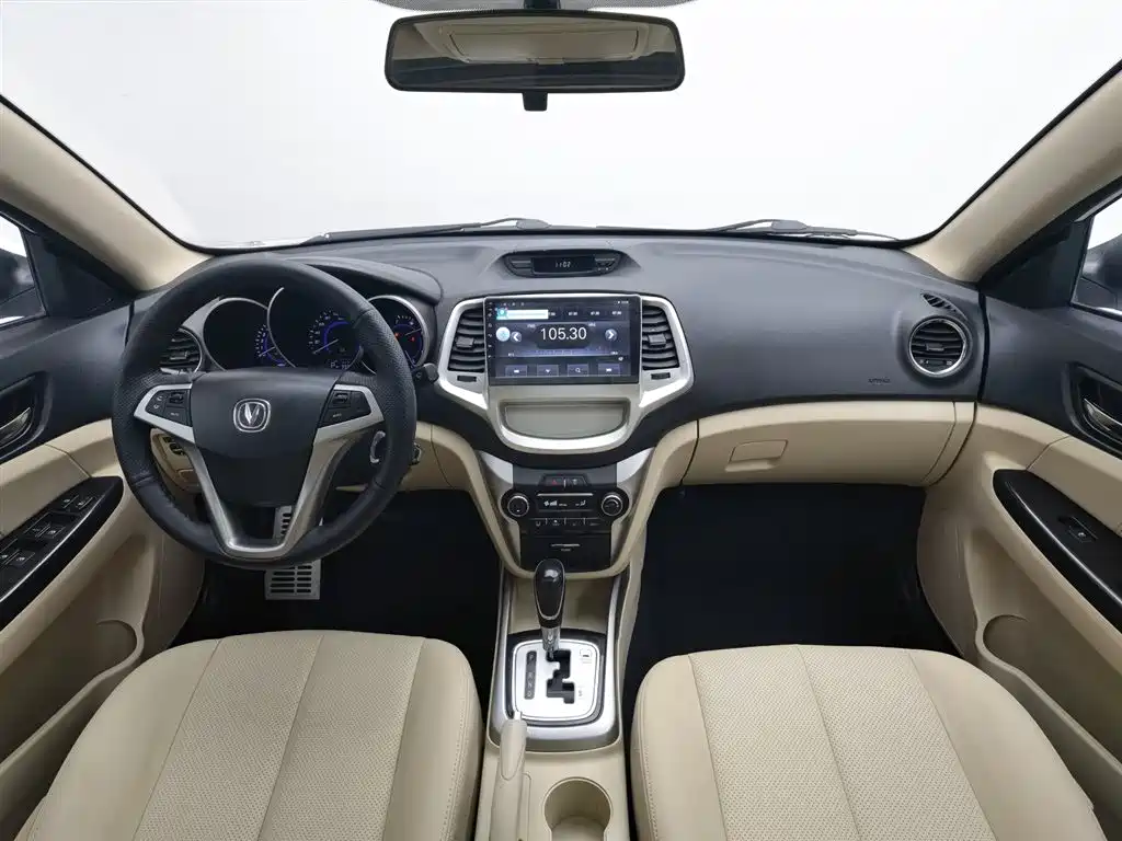 Changan Eado 2015 1.6L AT Luxury