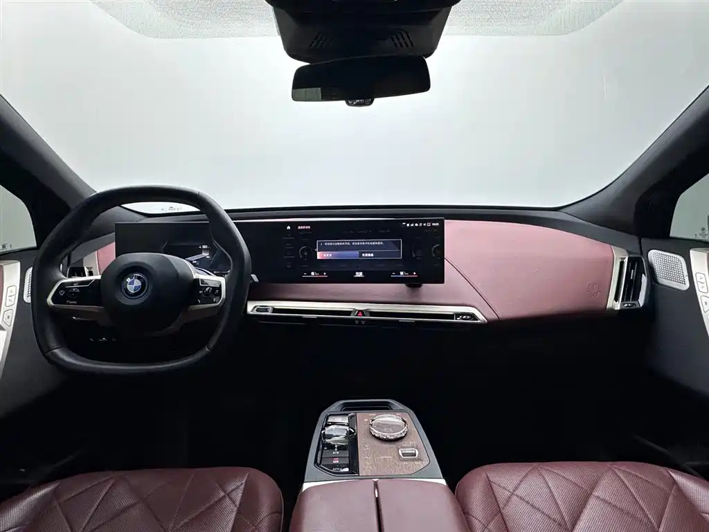 BMW iX M60 2022 M60