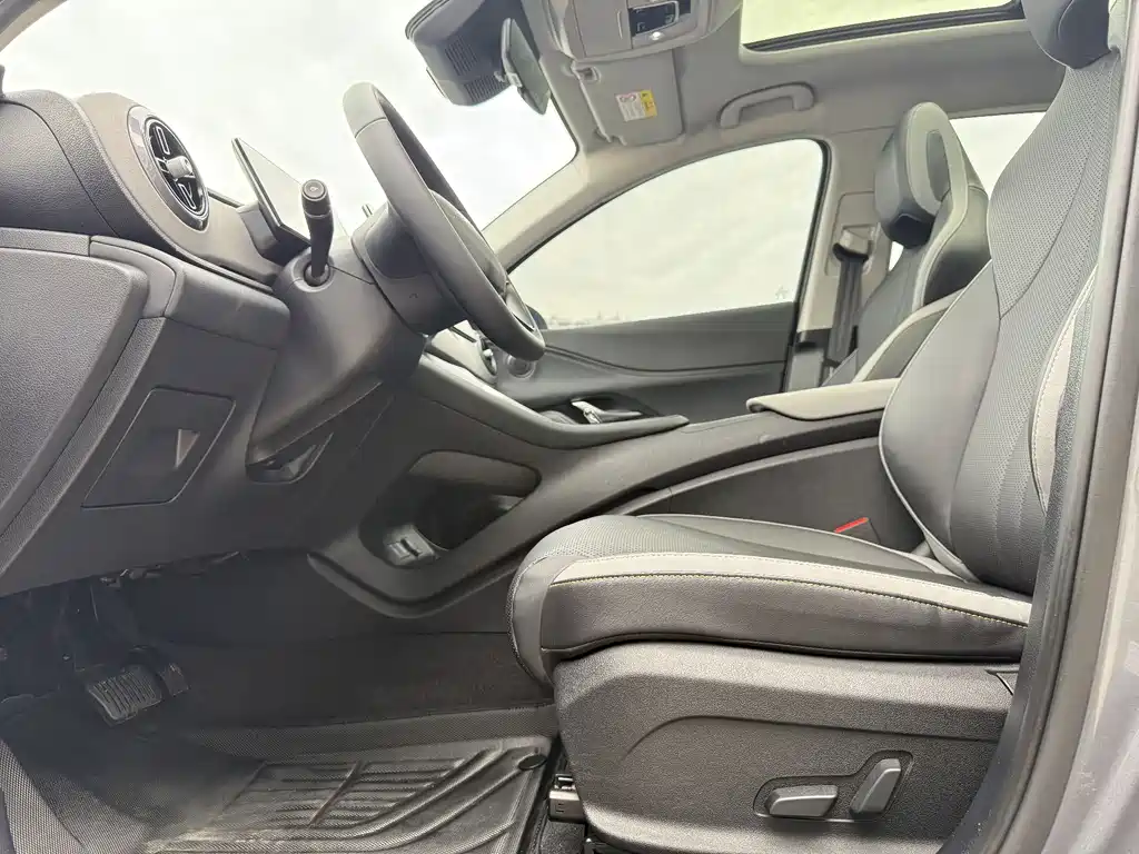 BYD SEA LION 05 DM I