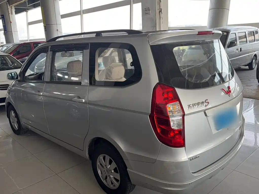 Wuling Hongguang — миниатюра 25