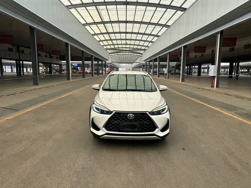 TOYOTA YARIS L ZHIXUAN