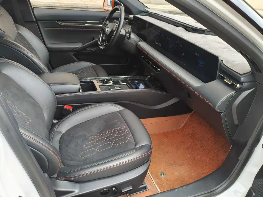 Ford Evos — миниатюра 7