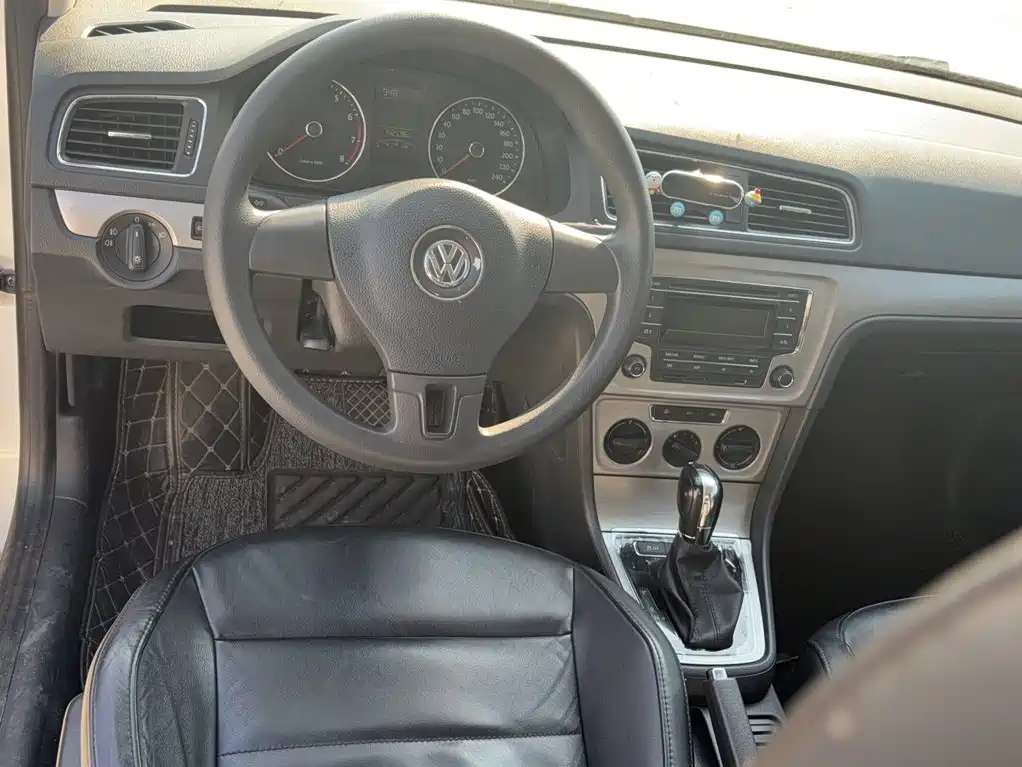 Volkswagen Lavida — миниатюра 14