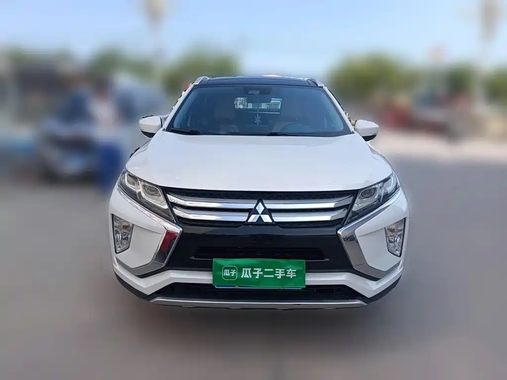 Mitsubishi Eclipse Cross — миниатюра 2