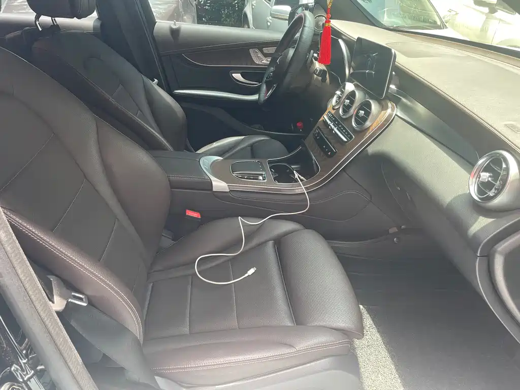 Mercedes-Benz GLC 2020 GLC 300 L 4MATIC