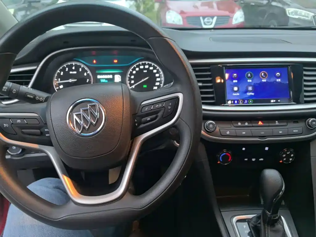 Buick Excelle — миниатюра 10
