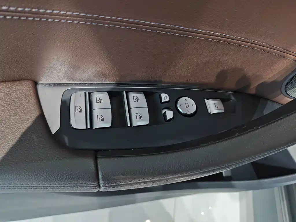BMW X3 — миниатюра 34