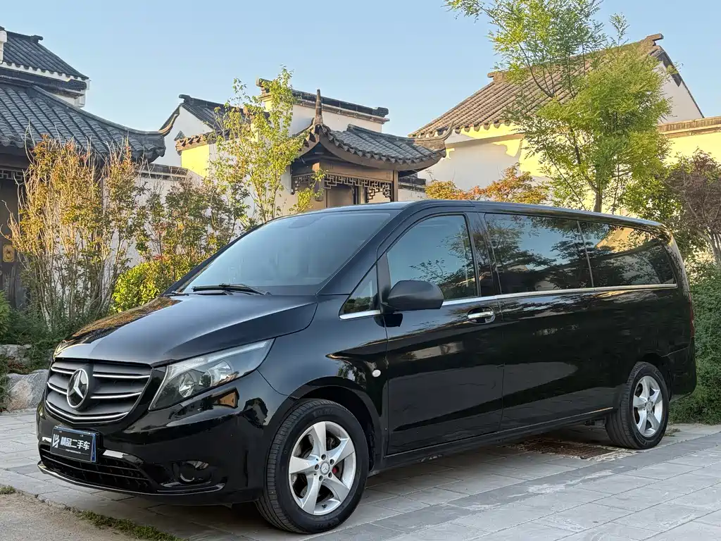 Купить Mercedes-Benz Vito