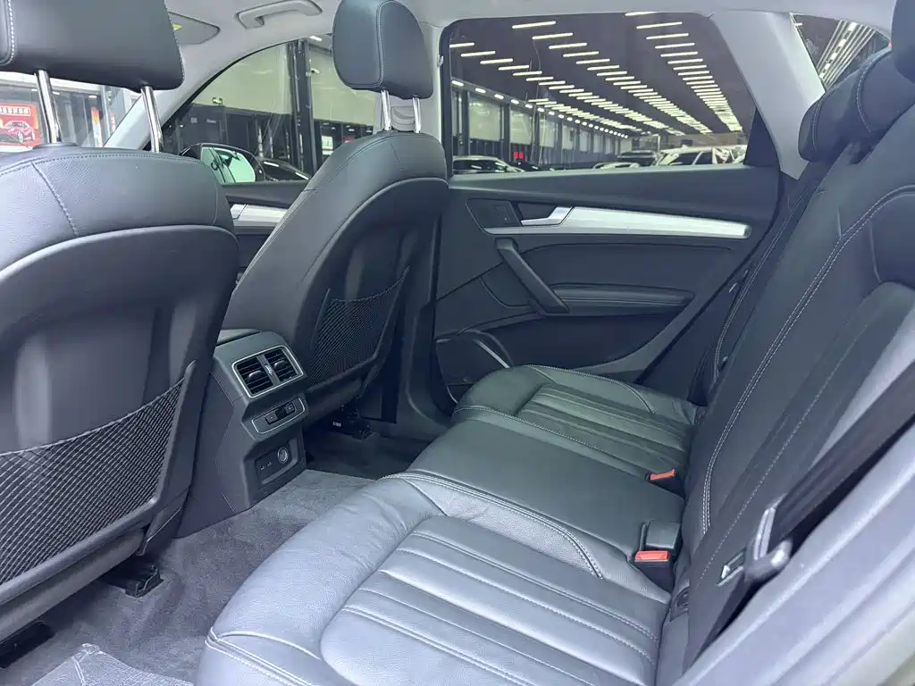 Audi Q5L — миниатюра 11