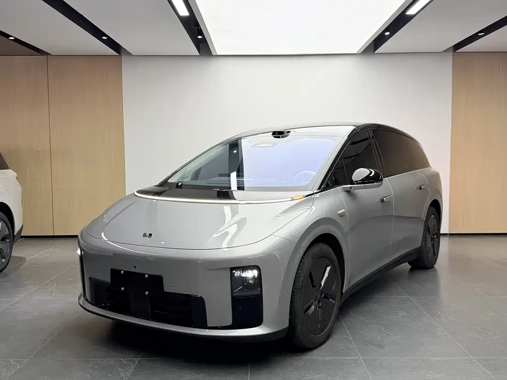 Li Auto Li i8