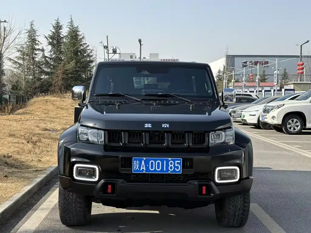 BAIC BJ40 2023 2.0D AT