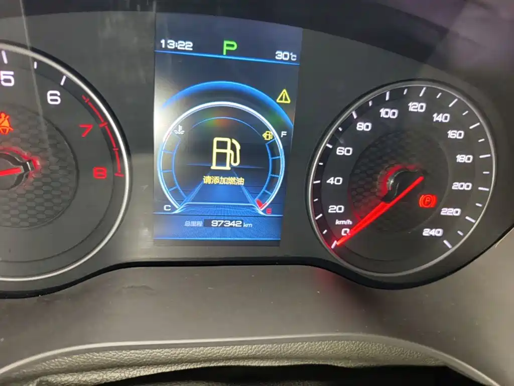 BYD Song — миниатюра 12