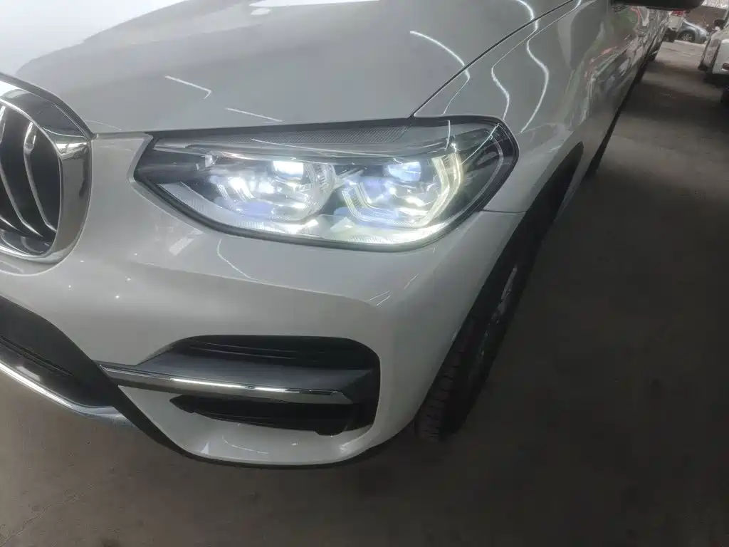BMW X3 — миниатюра 24