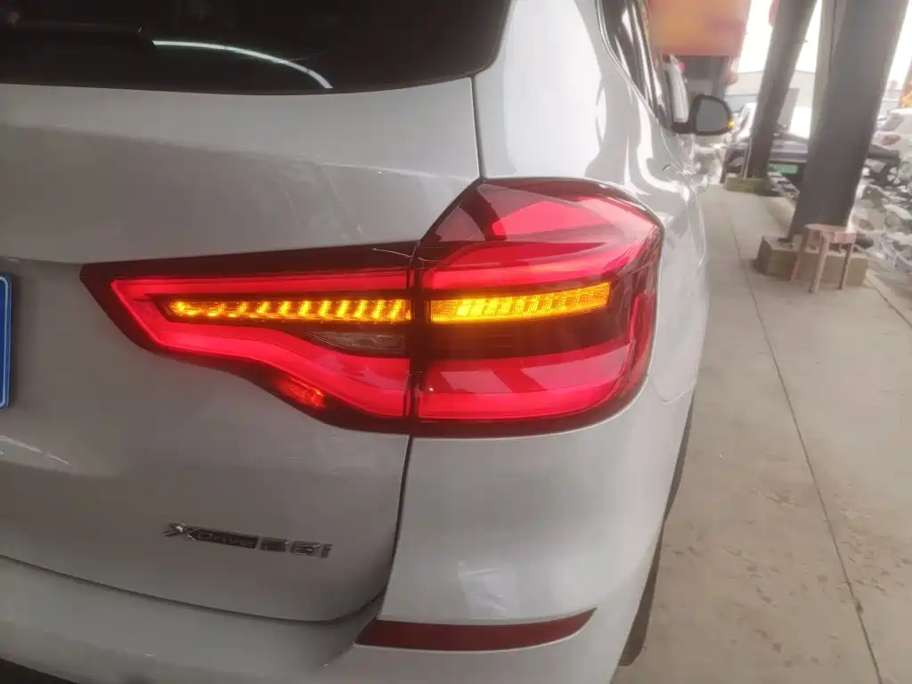 BMW X3 — миниатюра 8