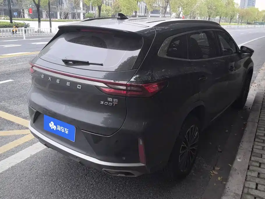 Exeed Lingyun — миниатюра 3