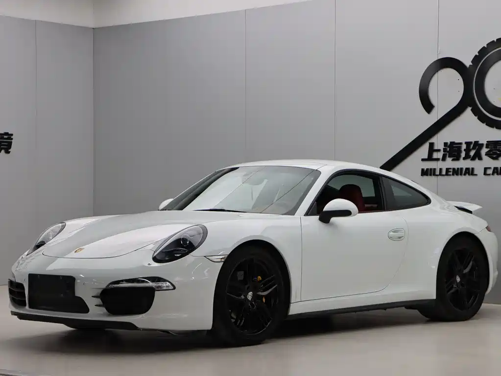 Porsche 911 2015 Carrera 4 3.4L Style Edition