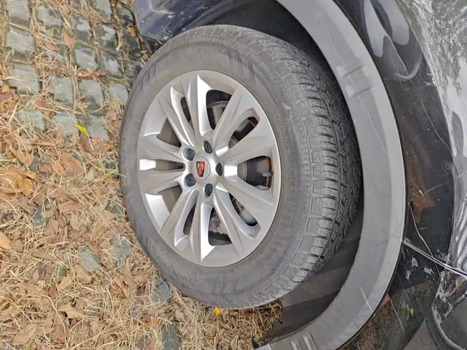 Roewe RX5 — миниатюра 6