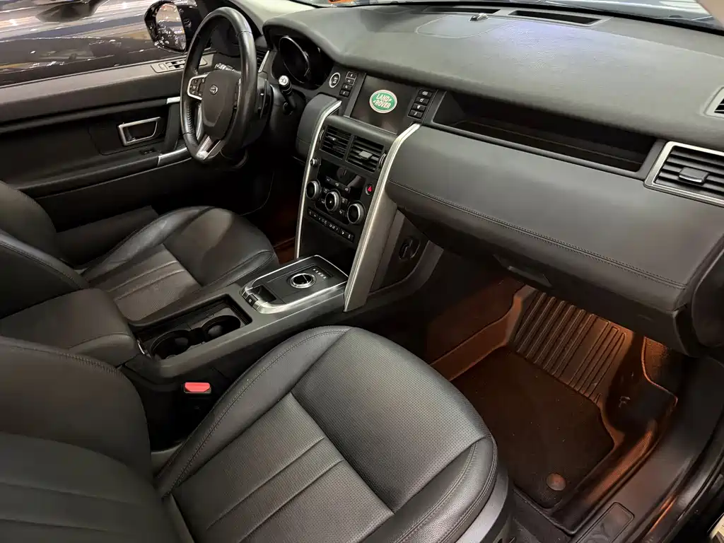 Land Rover Discovery Sport — миниатюра 8