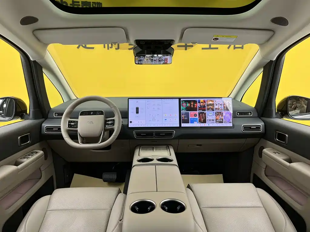 Li Auto Li MEGA — миниатюра 49
