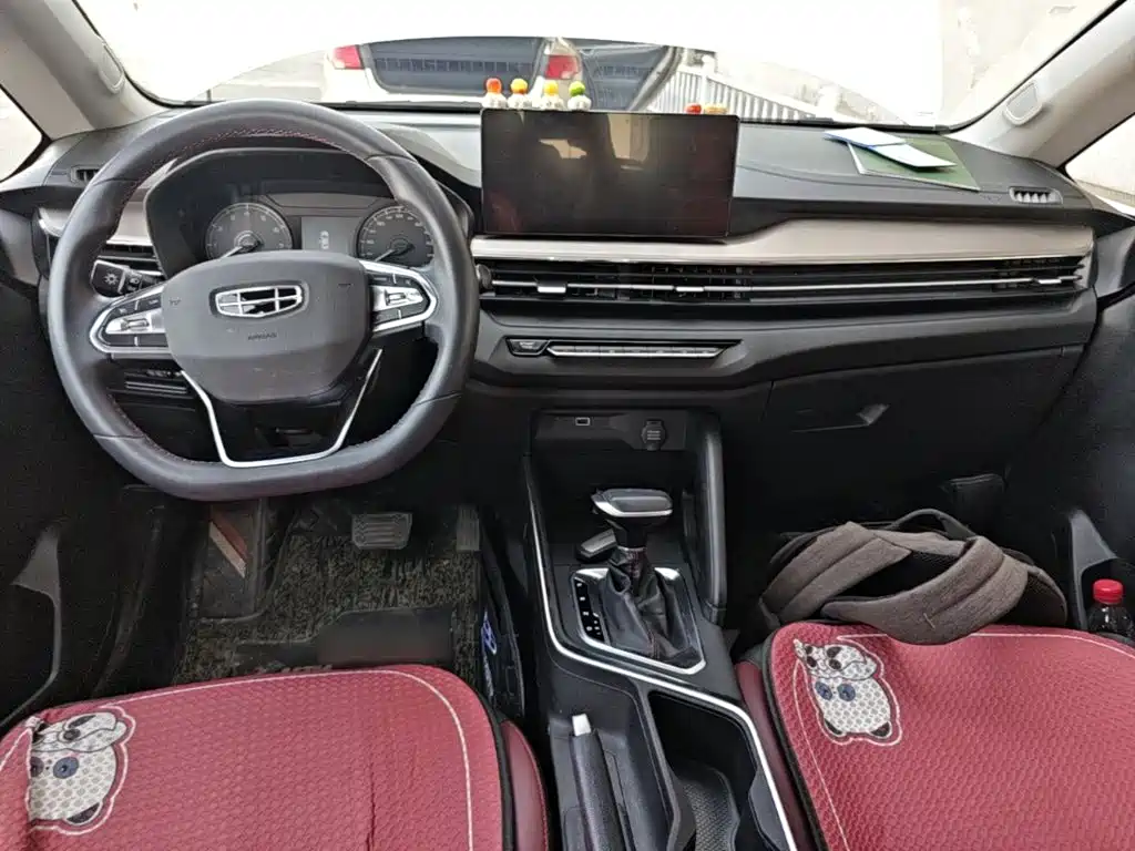 Geely Vision X3 — миниатюра 10