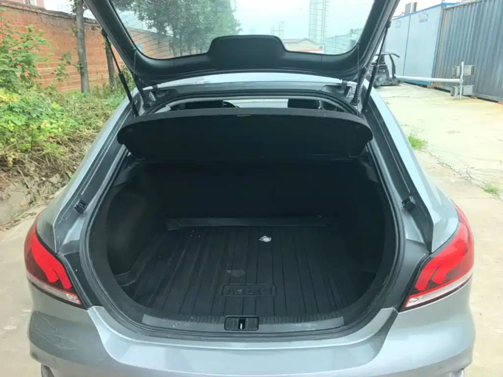 MG MG6 — миниатюра 19