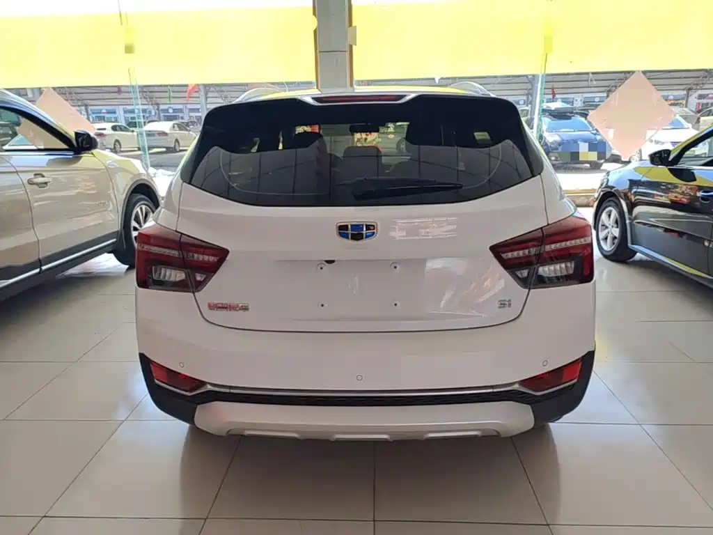 Geely Vision S1 — миниатюра 6