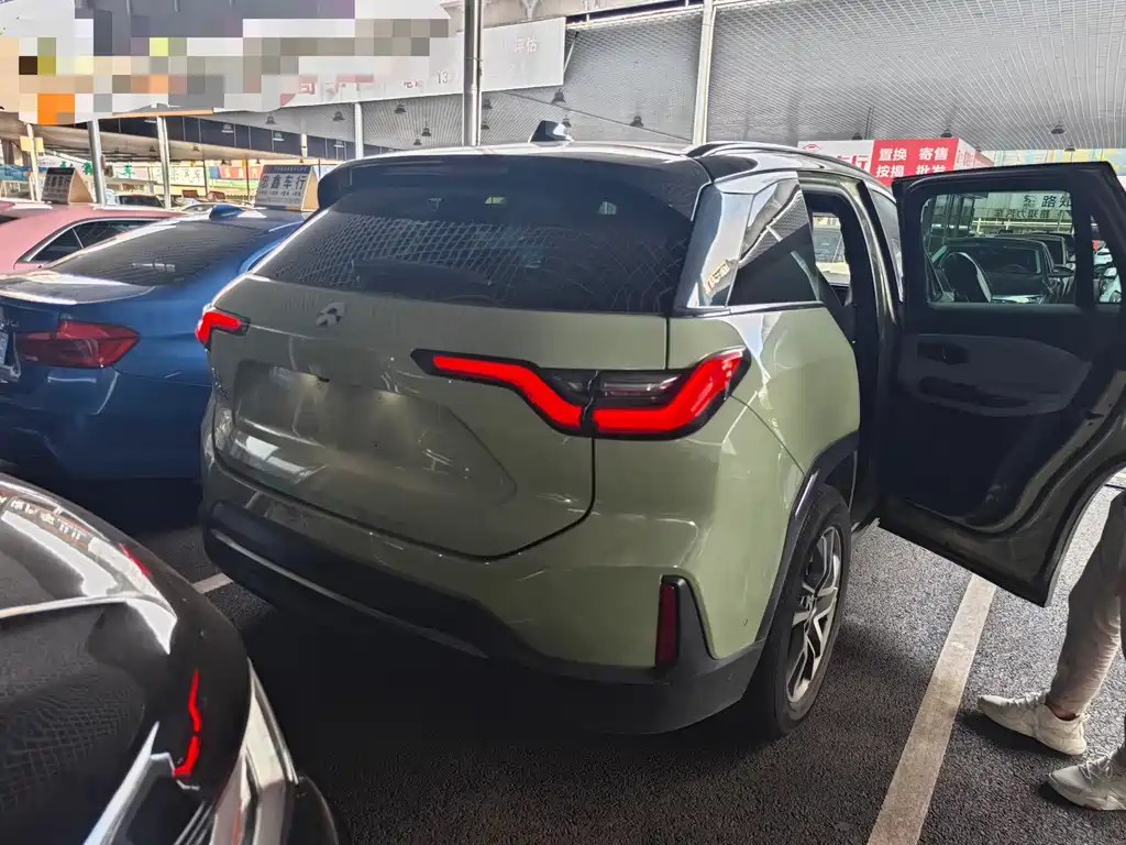NIO ES6 — миниатюра 7