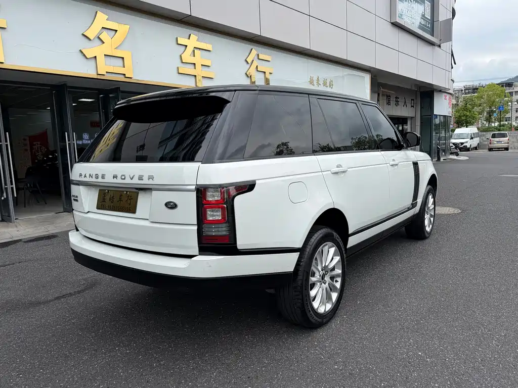Land Rover Range Rover — миниатюра 5