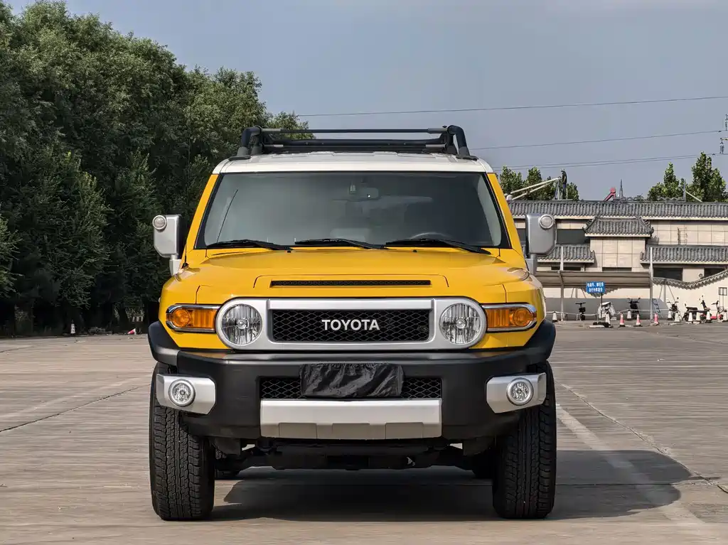 Toyota FJ Cruiser — миниатюра 2
